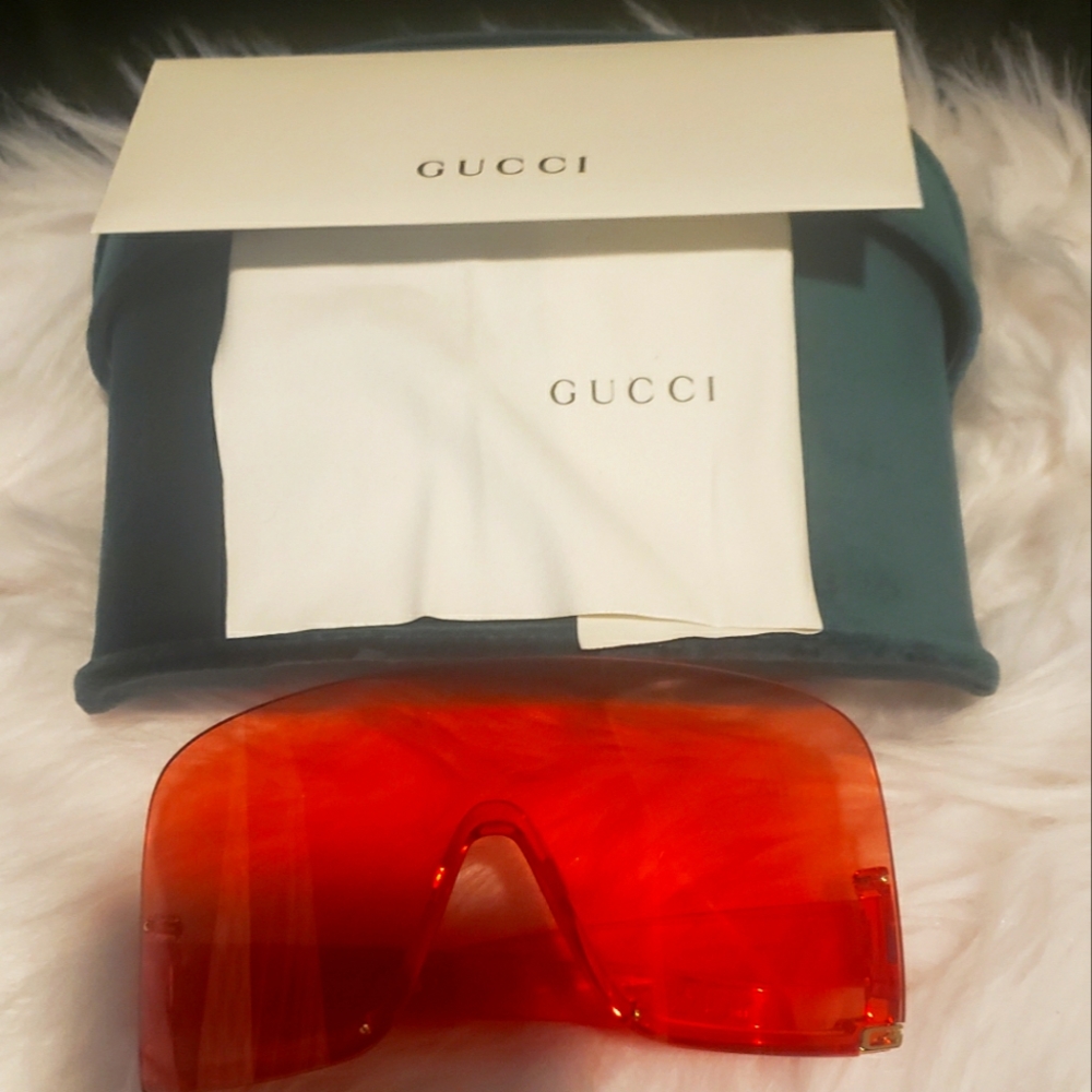 Gucci shield